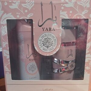 Lattafa Yara Women's Perfume Set - Pink
